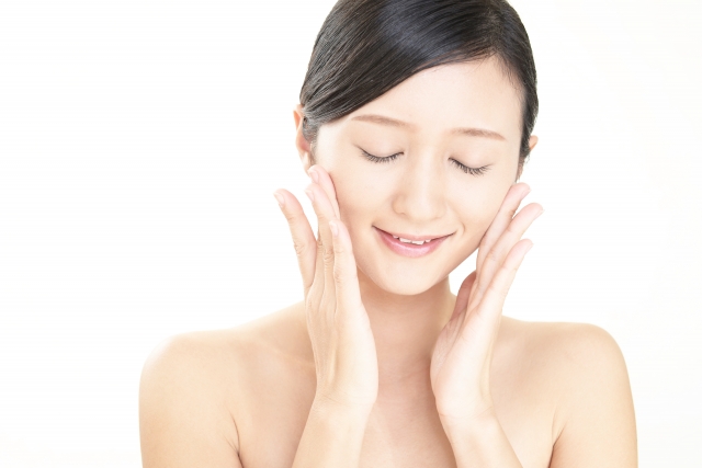 Aging care that moisturizes aged skin